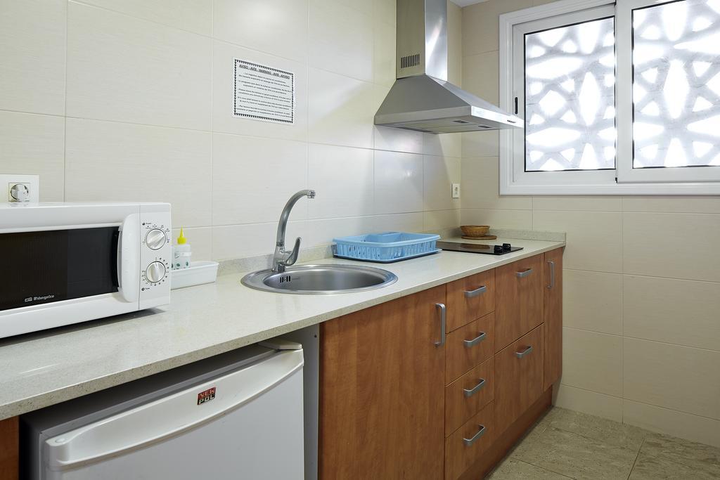 Apartamentos Mur Mar Барселона Экстерьер фото